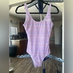 Billabong one piece suit nwot